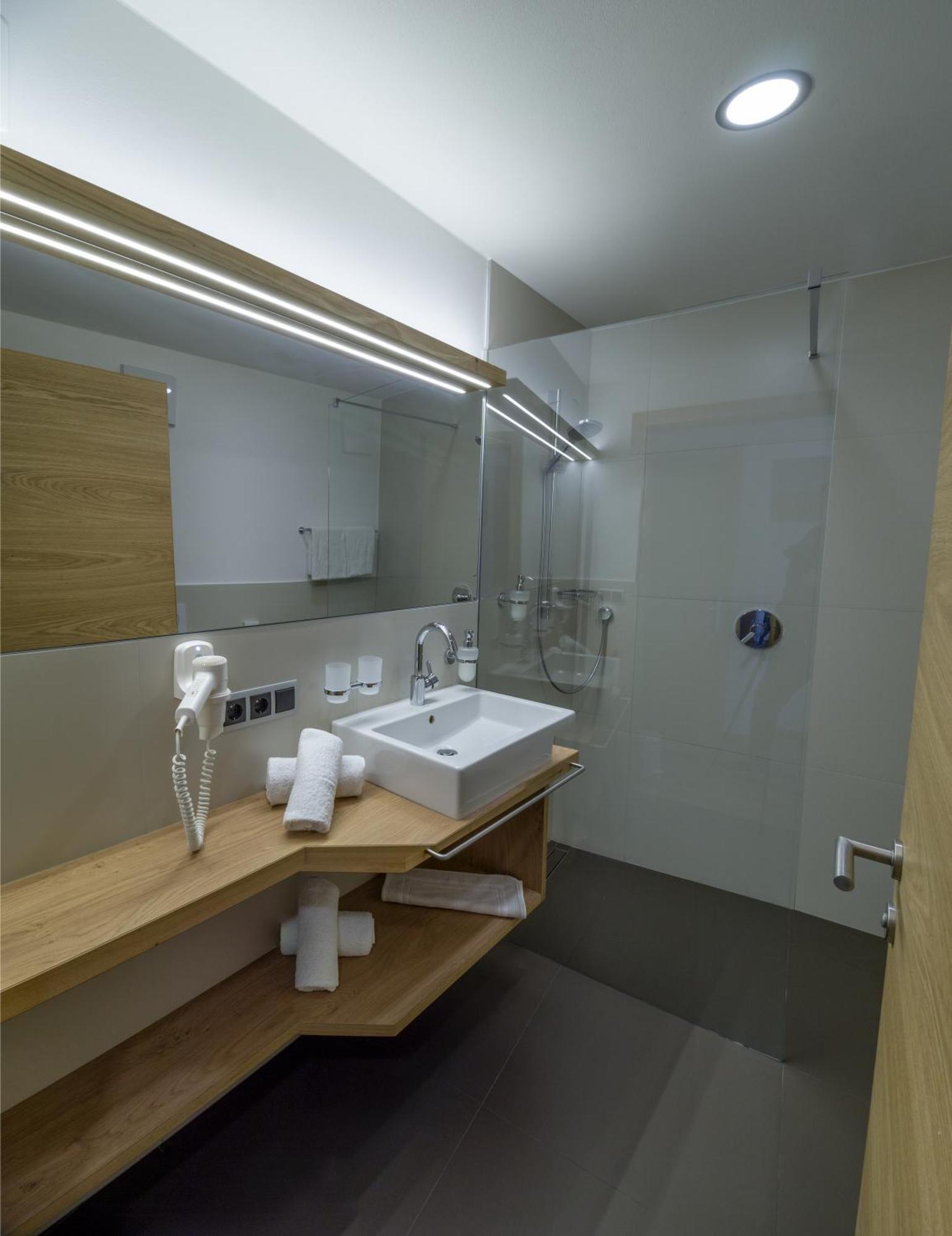 Hotel Drei Birken Soprabolzano Exterior foto